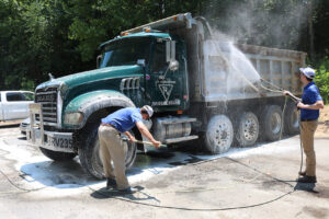 Mobile Truck Wash Services