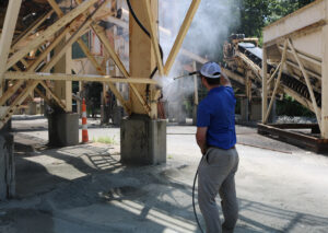 pressure-washing-commercial-2